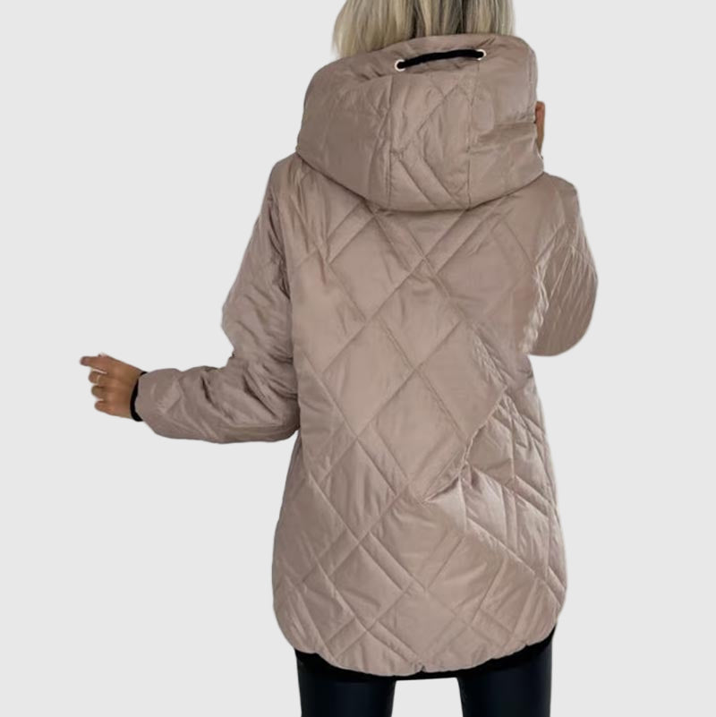 Deyn – myk og elegant jakke med huva